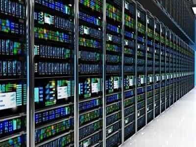 Amazon AWS error exposes info on 31,000 GoDaddy servers